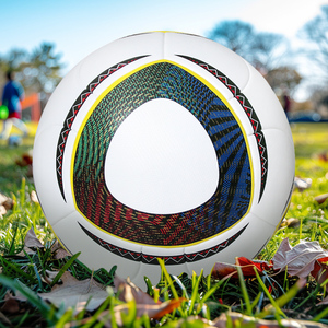 Pallone <span class=keywords><strong>da</strong></span> <span class=keywords><strong>Calcio</strong></span> Professionale Aiju per Allenamento, Qualità Superiore, Personalizzabile, Misura 5, Migliore Qualità, in Pelle PU Termosaldata - Product Image 1