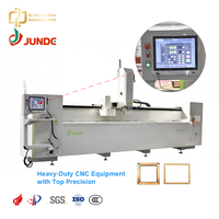 Máquina de Perforación y Fresado CNC de Tres Ejes JUNDE con Motor de Husillo de 3.5KW 9KW para Procesamiento de Marcos de Ventanas de Aluminio, Madera y Plástico