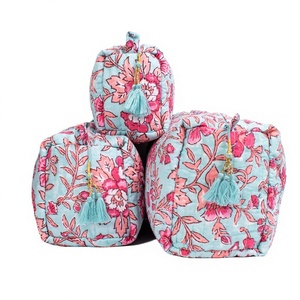 Floral Print Zipper Cosmetic Bags Set Medium Size Bohemian Style Textile Pouches for Travel Makeup <b>Storage</b> - Product Image 4