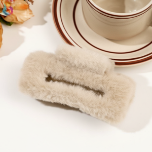 Vendita calda di tendenza di moda forcine per bambini donne arco stile con stella di cristallo di perle strass Design semplice carino all'ingrosso - Product Image 1