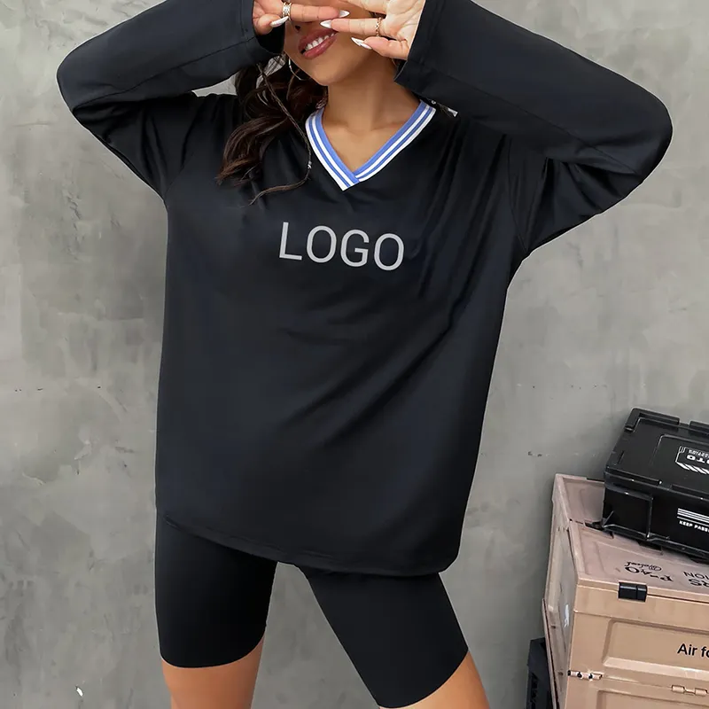 Wholesale T Shirts Women Custom Logo Letter Graphic Striped Trim Drop Shoulder Tee V Neck T-shirt Top