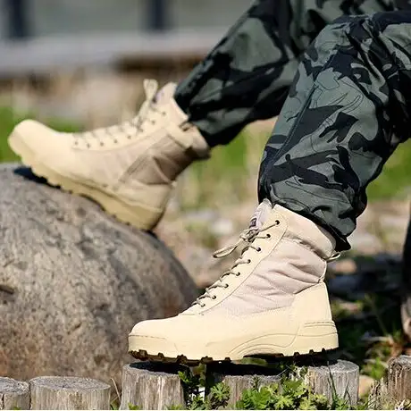 Stivali tattici Delta Desert militare SWAT stivali da combattimento americani scarpe da esterno stivali indossabili traspiranti escursionismo EUR taglia 36-46