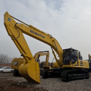 รถขุดไฮดรอลิกแบบตีนตะขาบ โคมัตสึ PC450 ขนาด 45 ตัน เครื่องจักรก่อสร้างขนาดใหญ่สำหรับงานหนัก - Product Image 1
