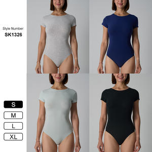 SK1326 レディース クルーネック 丸首 半袖 スリムフィット ボディスーツ デイリー ヨガ ジャンプスーツ Tシャツ ボディスーツ - Product Image 1