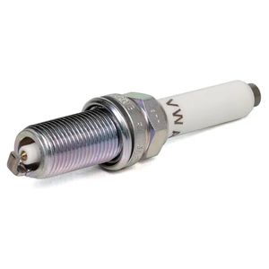 Vente en gros de bougies automobiles Bougie d'allumage Bujias 04E905601B PZKER7D8EGS Nouveau Chevrolet <span class=keywords><strong>Fiat</strong></span> Suzuki Mitsubishi <span class=keywords><strong>Accessoires</strong></span> de voiture bon marché - Product Image 6