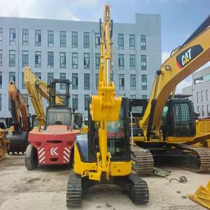 Mini-excavatrice Komatsu PC35MR d'occasion, propre, circuits électriques et conduites en bon état, poids opérationnel de 35 tonnes, bon état du moteur - Product Image 3