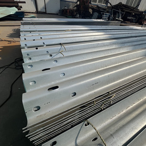 Beam-Schutzgeländer Armco-Barrieren Autobahn-Sicherheitsbarriere Stahl Feuerverzinkt Ingenieurqualität Reflektierend - Product Image 5