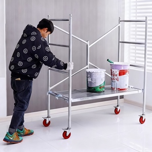 Échafaudage en aluminium en stock avec des tailles personnalisables pour les chantiers de construction et les équipements de levage d'échafaudage - Product Image 5