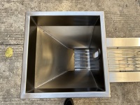 Machine de comptage de comprimés/capsules semi-automatique à grande vitesse Sime avec roulement pour flacons 10-30 flacons/minute Facile à utiliser 220V