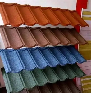 Tuiles de toiture en acier galvanisé revêtues de pierre colorée, modernes, résistantes à la chaleur, durables, pour usage hôtelier, à prix abordable - Product Image 1