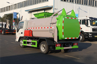 Camion à ordures JAC Kangling 4x2 5 m³ pour déchets alimentaires, chargement latéral, étanche, séparation sec-humide, collecteur pour restaurants