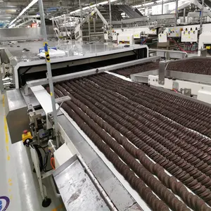 Hoge Kwaliteit Op Maat Gemaakte Roestvrijstalen Cake Koeltunnel Volautomatische Grote Sandwich Cake Biscuit Making Machine Nieuw