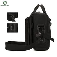 Sac de transport tactique Protector Plus 20L, polyester 600D, résistant à l'abrasion 100 000 cycles, hydrofuge, multi-poches, sac à main