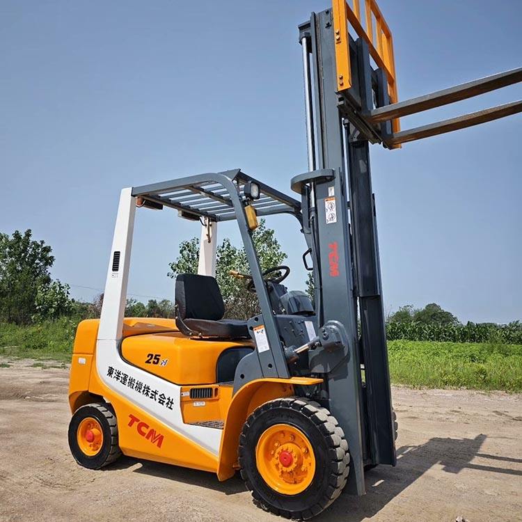 Used TCM 25 Forklift 2.5 Ton Diesel, Japan Original FD25, Isuzu Engine ...