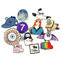 Insignes de broches en métal de festival en émail personnalisé doux personnalisé épinglettes avec logo personnalisé