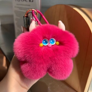 Porte-clés en peluche Pom Pom en poils de lapin, poupée vache mignonne de dessin animé, breloque de sac, pendentif suspendu, porte-clés de voiture, cadeau - Product Image 3
