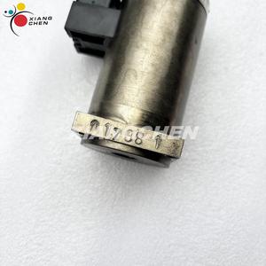 Vanne solénoïde d'occasion 017084 pour pièces de rechange de machines à guillotine Polar115 017081 - Product Image 4