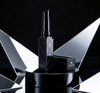 Tube de rouge à lèvres carré noir gaufré losanges, étui cosmétique vide pour rouge à lèvres, emballage de baume à lèvres de luxe avec logo personnalisé