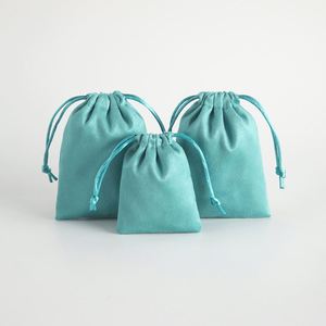 Pochette à bijoux personnalisée en velours bleu pour bracelet et collier, sac à cordon en velours pour bijoux - Product Image 6