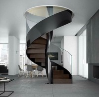 Escalier incurvé CBMmart avec main courante en bois de luxe et marches en marbre et quartz