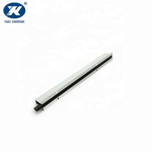 Bande d'étanchéité de <span class=keywords><strong>porte</strong></span> radiante à longueur personnalisable OEM, protection contre la poussière, résistante au vent et à la pluie, super résistante, <span class=keywords><strong>isolation</strong></span> acoustique - Product Image 3