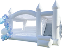 Château gonflable commercial blanc personnalisé pour l'extérieur, structure de saut avec toboggan combiné pour fêtes en plein air