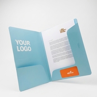 Porte-documents bleu personnalisé avec impression mate et gaufrage, pochette de présentation de documents, dossier en papier, porte-documents en carton noir avec finition UV