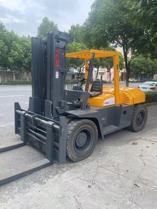 TCM FD105 Chariot élévateur d'occasion de 10.5 tonnes avec options de 5 tonnes et 3 tonnes Caractéristiques en bon état Composants du noyau de la pompe moteur, y compris la boîte de vitesses - Product Image 5