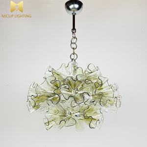 Lustre en verre de Murano vert minimaliste nordique, lustre décoratif d'art de château de luxe français - Product Image 3