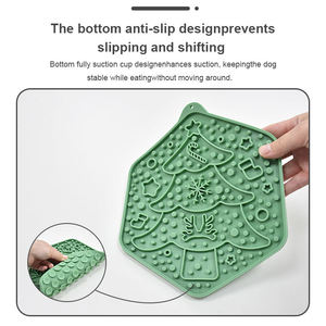Tapis à lécher pour chat en silicone de qualité alimentaire, nouveau design, en forme de sapin de Noël, pour l'engraissemment et la stimulation à l'alimentation lente - Product Image 6