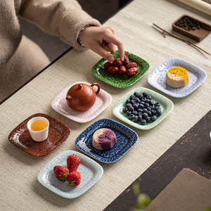 จานผลไม้เซรามิคทรงสี่เหลี่ยม ลายเมฆมงคล สำหรับห้องน้ำชา - Product Image 3