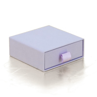 Boîte à bijoux coulissante de couleur violet clair, avec texture, pour colliers