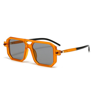 Wholesale Customized Retro Classic Double Bridge <b>Square</b> Unisex <b>Sunglasses</b> with UV400 Polarized Lenses Fashion Accessory - Product Image 5