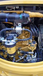 รถขุดขนาดเล็กญี่ปุ่นแท้ Caterpillar 303CR ชั่วโมงการทำงานต่ำ รถขุดตีนตะขาบมือสอง CAT 303 พร้อมใบรับรอง CE พร้อมหัวเจาะ - Product Image 5