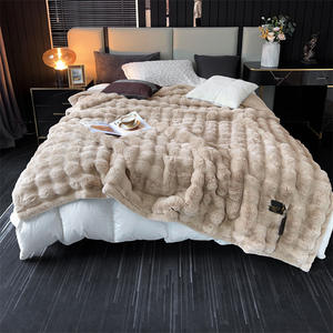 Couverture de jet de flanelle de luxe la plus vendue ensemble de literie en fausse fourrure de lapin Manta Bubble Unique Home Textile Design - Product Image 3