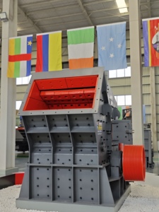 Trituradora de impacto PF1214 para canteras de <span class=keywords><strong>piedra</strong></span> <span class=keywords><strong>Precio</strong></span> de fábrica con componentes centrales Motor Cojinete Engranaje PLC Caja de cambios - Product Image 2