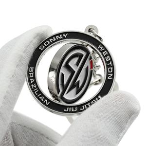 Porte-clés rotatif personnalisé avec logo du fabricant, en métal, alliage de zinc, émail, rotation à 360 degrés - Product Image 4