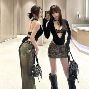 La tendencia OEM debe tener pantalones vaqueros desgastados degradados con <span class=keywords><strong>piernas</strong></span> sueltas y anchas para crear un estilo informal y fresco - Product Image 2