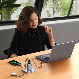 <span class=keywords><strong>Cargador</strong></span> <span class=keywords><strong>UGREEN</strong></span> Nexode Pro <span class=keywords><strong>100W</strong></span> GaN USB C con Carga Rápida QC4.0 3.0, <span class=keywords><strong>Cargador</strong></span> Rápido PD para Laptop, para iPhone 17 16 15 Pro - Product Image 3