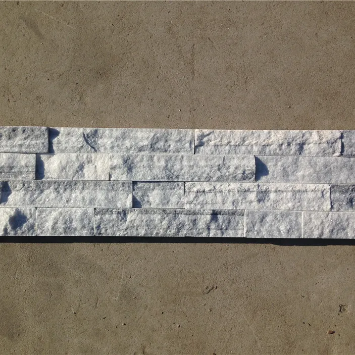 壁のクラッディングのための10*40*0.8-1.2cm薄いベニヤインターロッキング内部天然石元帳パネル石ベニヤパネル