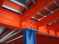 Piso de entresuelo de acero industrial Mracking | Capacidad de carga de 500-4000Kg/㎡ | Plataforma de ático resistente con escaleras y barandillas