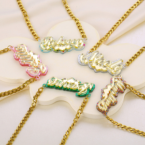 Collana con nome personalizzato in acrilico a doppio strato con catena cubana, ciondolo con nome personalizzato, gioiello per donne e ragazze - Product Image 1