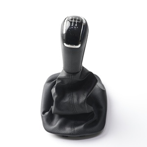 Couvercle <span class=keywords><strong>de</strong></span> manette <span class=keywords><strong>de</strong></span> <span class=keywords><strong>vitesse</strong></span> à <span class=keywords><strong>levier</strong></span> noir pour Skoda Octavia 1 A4 berline 97-2011 sélecteur <span class=keywords><strong>de</strong></span> <span class=keywords><strong>vitesse</strong></span> accessoires <span class=keywords><strong>de</strong></span> voiture changement <span class=keywords><strong>de</strong></span> voiture <span class=keywords><strong>pommeau</strong></span> <span class=keywords><strong>de</strong></span> <span class=keywords><strong>levier</strong></span> <span class=keywords><strong>de</strong></span> <span class=keywords><strong>vitesse</strong></span> - Product Image 2
