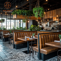 Ensemble de mobilier commercial Ron Group, table carrée en bois et métal sur mesure, banquette en cuir capitonné à dossier haut pour restaurant