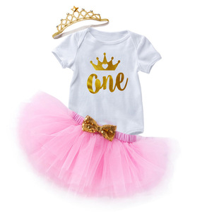 Set Tutina Rosa con <span class=keywords><strong>Cuore</strong></span> per San Valentino e Gonna in Tulle per Servizio Fotografico Neonata DGHB-004 - Product Image 4