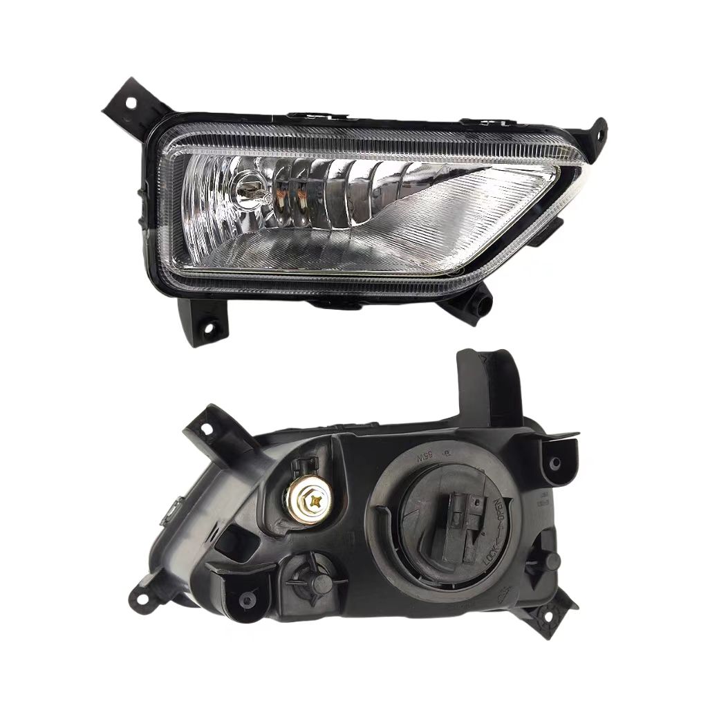 The Front Fog Lights Front Fog Lamp Are Suitable for Wuling Baojun 730 560 530 610 310 310W Auto Parts Image 4