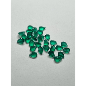 พลอยออนิกซ์สีเขียวธรรมชาติทรงลูกแพร์ขนาด 5x7 มม. แบบเม็ดเดี่ยว |   หินออนิกซ์สีเขียวสำหรับทำเครื่องประดับ |   อัญมณีขายส่ง - Product Image 4