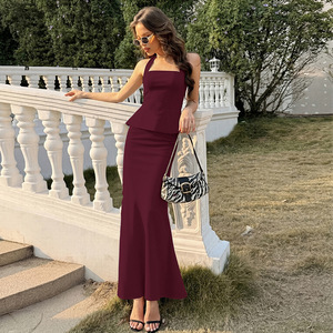 Ensemble deux pièces Euro-Américain transfrontalier, Nouvelle collection Printemps, style Instagram : Haut licou uni et robe longue moulante dos nu sexy, Taille <span class=keywords><strong>S</strong></span> - Product Image 2
