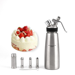 Bouteille à crème fouettée en aluminium avec logo personnalisé, 500 ml, distributeur de crème fouettée avec embouts décoratifs - Product Image 6