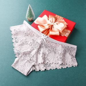 여자의 섹시한 미드 라이즈 꽃 나비 레이스 팬티 통기성 비키니 스타일 여성용 로맨틱 속옷 도매 Dropshipping 제품 - Product Image 4